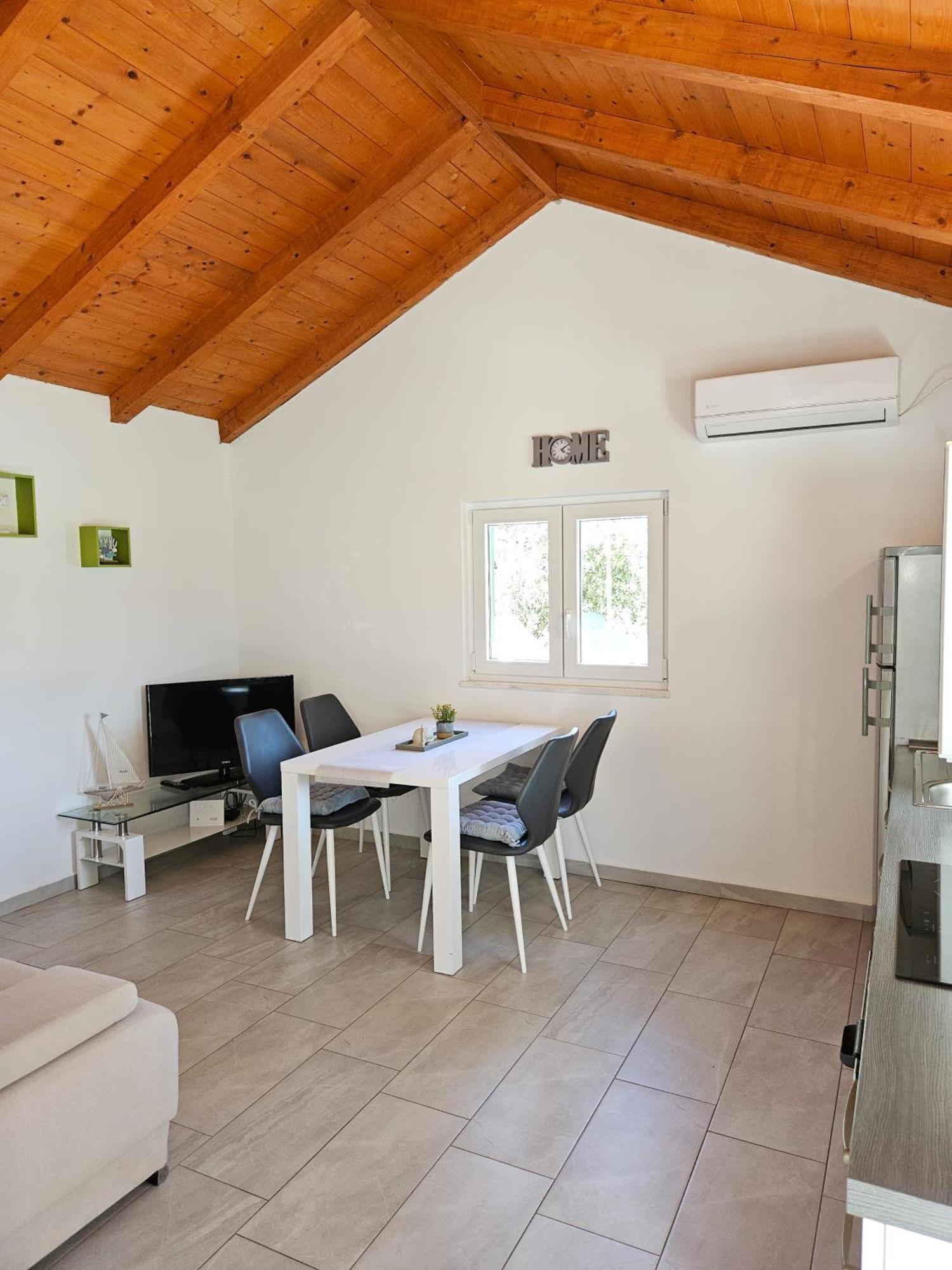 Vineyard House & Olive Grove House Βίλα Račišće Εξωτερικό φωτογραφία